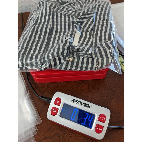 H&M Checked Blouse XS Black White‎ Cold Shoulder Ruffle Long Puff Sleeve Office - Picture 9 of 10